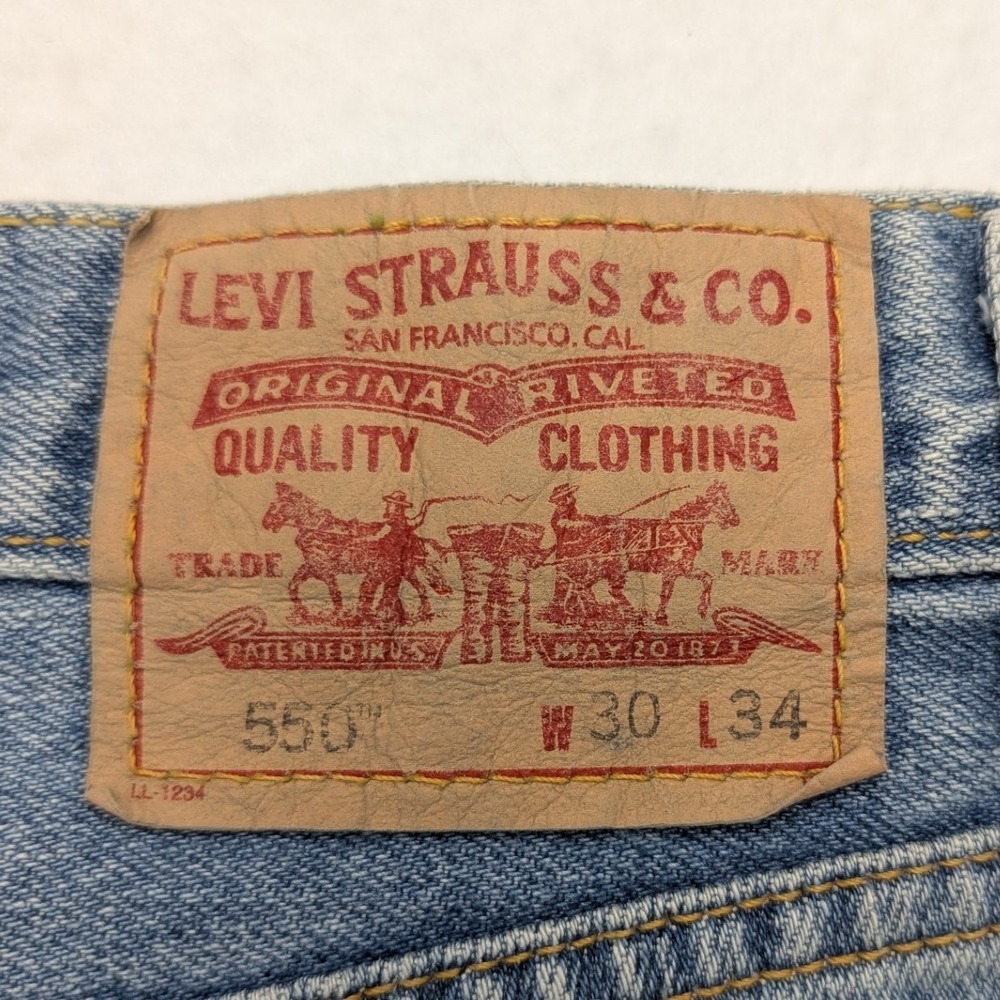 Levis 550 Relaxed Fit Jeans Mens  30x34 Y2K Blue Medium Wash Denim 00550-4834 - Picture 5 of 14